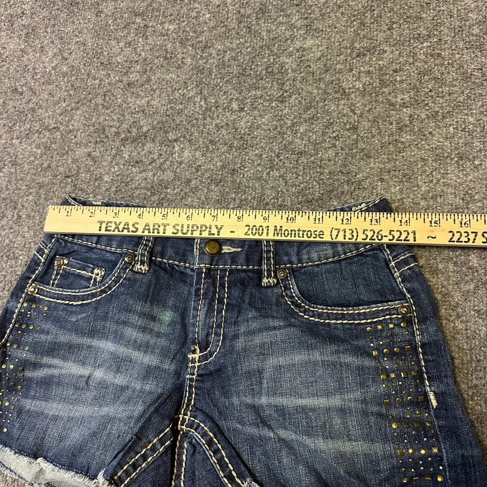 Cache Jean Shorts Womens Size 2 Blue Studded Low Rise Cut Off Denim Raw Hem Flaw